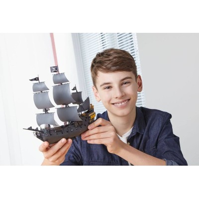 PIRATI DEI CARAIBI LA VENDETTA DI SALAZAR - PERLA NERA 1/150 MODEL KIT FIGURE REVELL