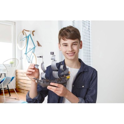 PIRATI DEI CARAIBI LA VENDETTA DI SALAZAR - PERLA NERA 1/150 MODEL KIT FIGURE REVELL