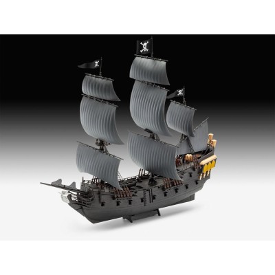 PIRATI DEI CARAIBI LA VENDETTA DI SALAZAR - PERLA NERA 1/150 MODEL KIT FIGURE REVELL
