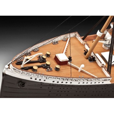 REVELL RMS TITANIC 100TH ANNIVERSARY 1/400 MODEL KIT