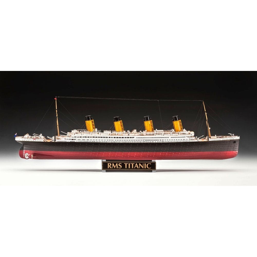 REVELL RMS TITANIC 100TH ANNIVERSARY 1/400 MODEL KIT