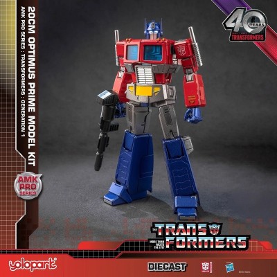 TRANSFORMERS GENERATION ONE OPTIMUS PRIME MODEL KIT 20CM AMK PRO SERIES ACTION FIGURE YOLOPARK