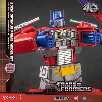 TRANSFORMERS GENERATION ONE OPTIMUS PRIME MODEL KIT 20CM AMK PRO SERIES ACTION FIGURE YOLOPARK