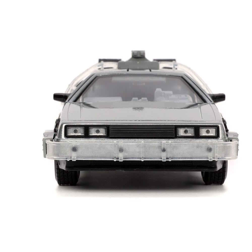 BACK TO THE FUTURE DELOREAN DIE CAST 1/24 MODEL JADA TOYS