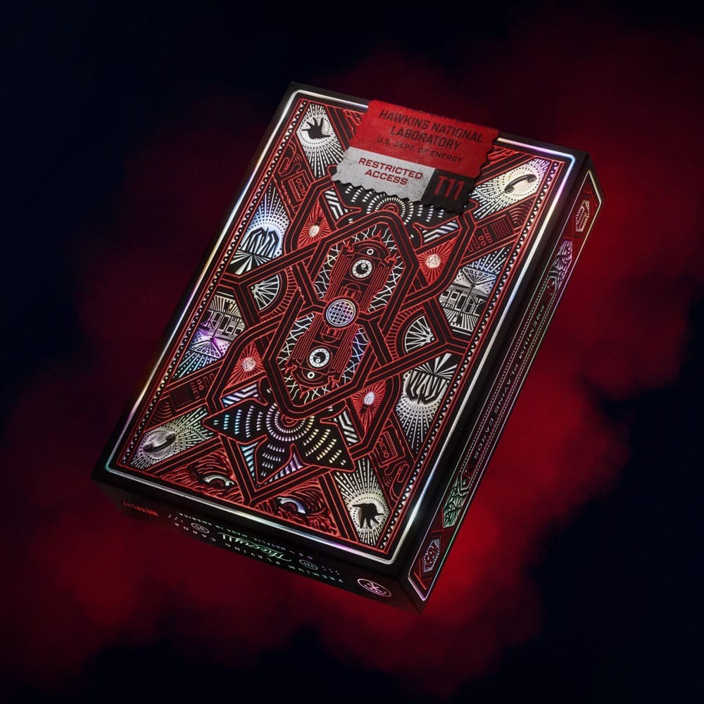 STRANGER THINGS POKER PLAYING CARDS PREMIUM BOX SET 3 MAZZI THEORY11