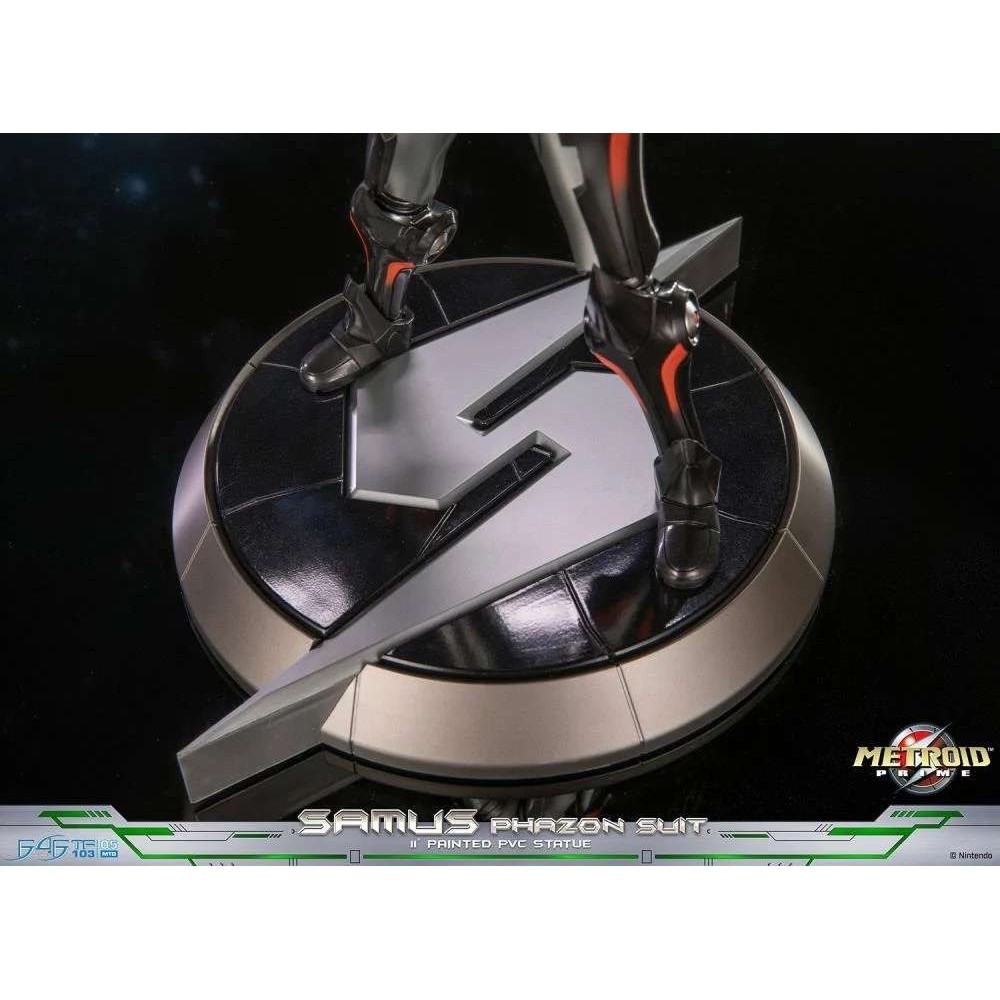 FIRST4FIGURES METROID PRIME SAMUS PHAZON SUIT STATUA FIGUREMETROID PRIME SAMUS PHAZON SUIT PVC STATUE FIGURE