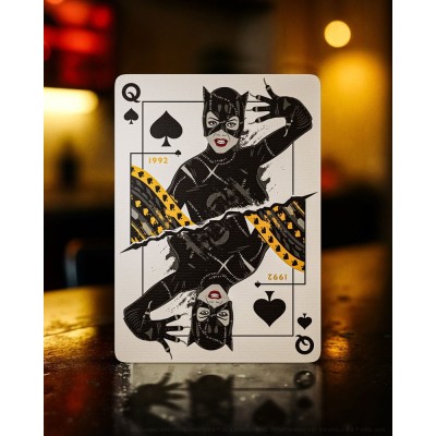BATMAN 85 YEARS POKER PLAYING CARDS PREMIUM MAZZO THEORY11