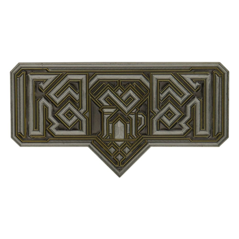 FANATTIK DUNGEONS AND DRAGONS MITHRAL HALL CREST REPLICA INGOT