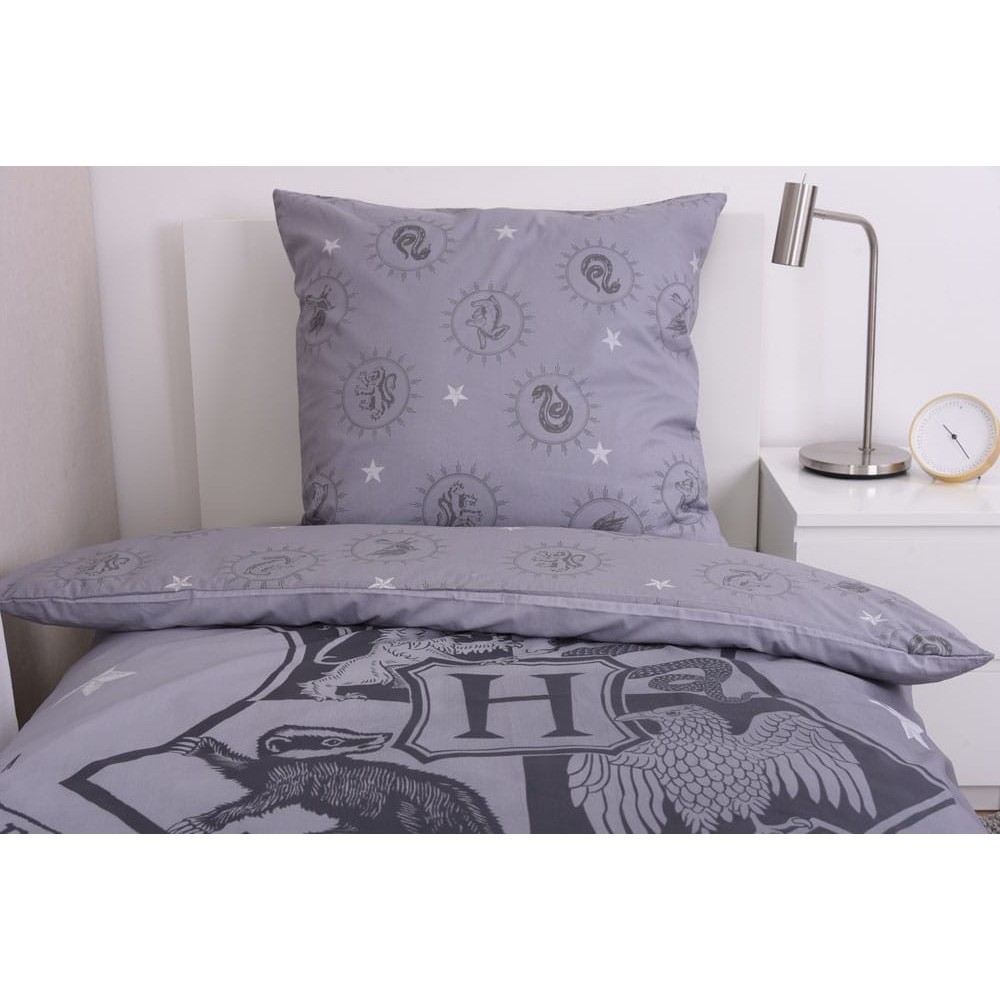 HERDING HARRY POTTER HOGWARTS LOGO DUVET COVER AND PILLOWCASE SET