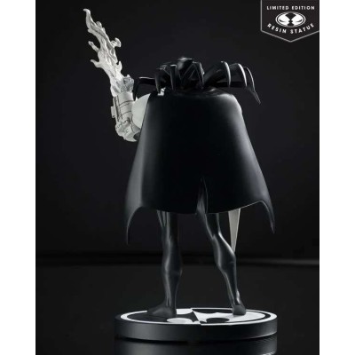 BATMAN BLACK & WHITE AZRAEL BY JOE QUESADA STATUA FIGURE MC FARLANE