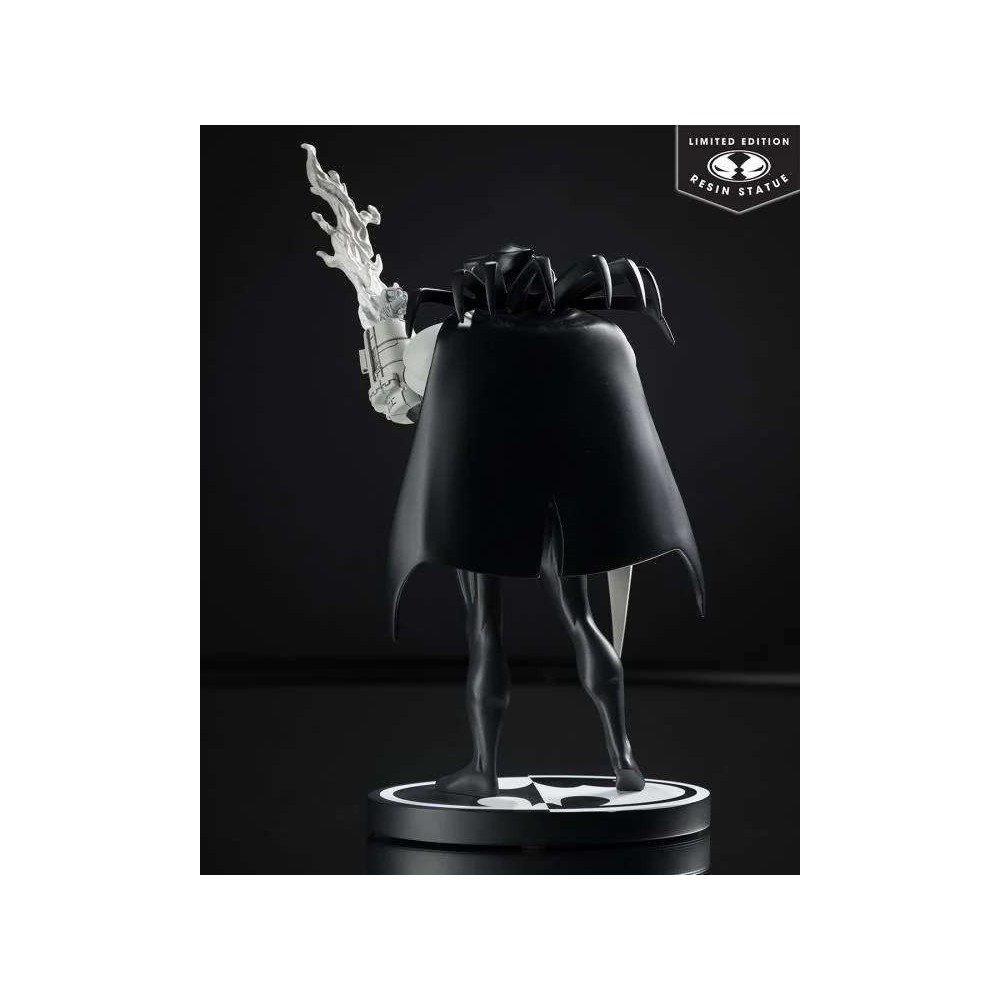 BATMAN BLACK & WHITE AZRAEL BY JOE QUESADA STATUA FIGURE MC FARLANE