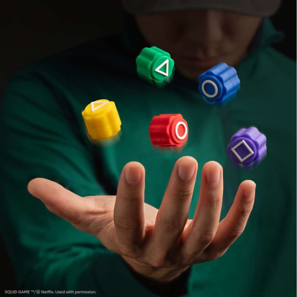 CINEREPLICAS NETFLIX SQUID GAME GONGGI TOSSING GAME SET REPLICA