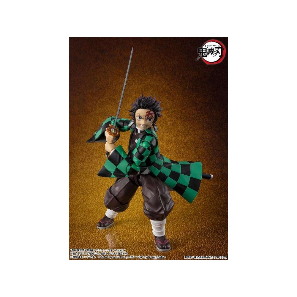 BANDAI DEMON SLAYER TANJIRO KAMADO FINAL BATTLE IN THE INFINITY CASTLE VERSION S.H. FIGUARTS PVC ACTION FIGURE