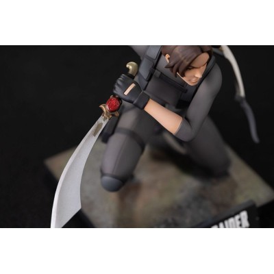 TOMB RAIDER THE LEGEND OF LARA CROFT STATUA FIGURE DARK HORSE