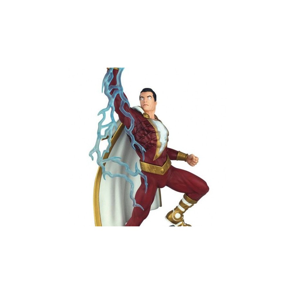 DC GALLERY - SHAZAM COMICS FIGURE 25 CM STATUE DIAMOND SELECT