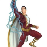 DC GALLERY - SHAZAM COMICS FIGURE 25 CM STATUE DIAMOND SELECT