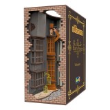 REVELL HARRY POTTER TINY ADVENTURES BOOK NOOK MINI DIORAMA DIAGON ALLEY