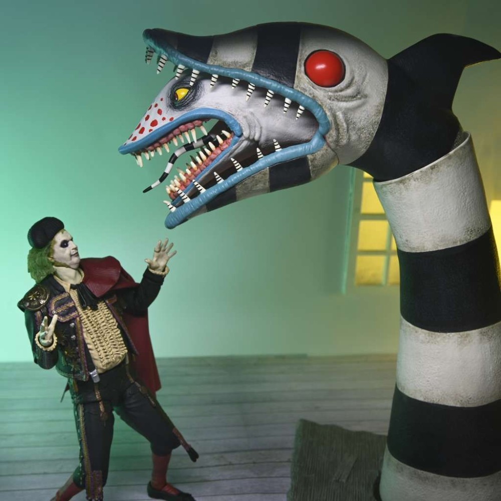 BEETLEJUICE BEETLEJUICE ULTIMATE MATADOR BEETLEJUICE AND SANDWORM ACTION FIGURE NECA