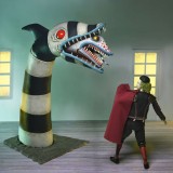 BEETLEJUICE BEETLEJUICE ULTIMATE MATADOR BEETLEJUICE AND SANDWORM ACTION FIGURE NECA