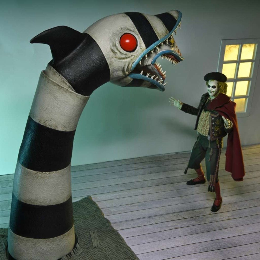 BEETLEJUICE BEETLEJUICE ULTIMATE MATADOR BEETLEJUICE AND SANDWORM ACTION FIGURE NECA