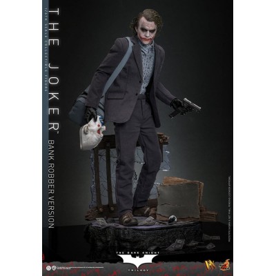 HOT TOYS THE DARK KNIGHT MOVIE MASTERPIECE THE JOKER BANK ROBBER VERSION 1/6 30CM ACTION FIGURE