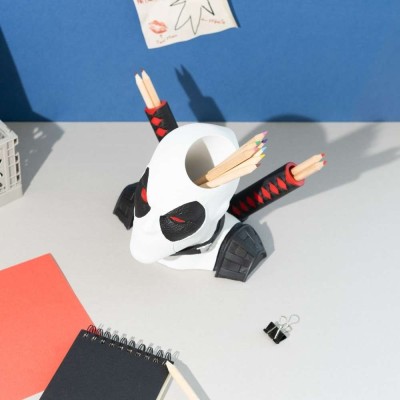 GRUPO ERIK MARVEL DEADOOL X-FORCE RESIN PEN HOLDER
