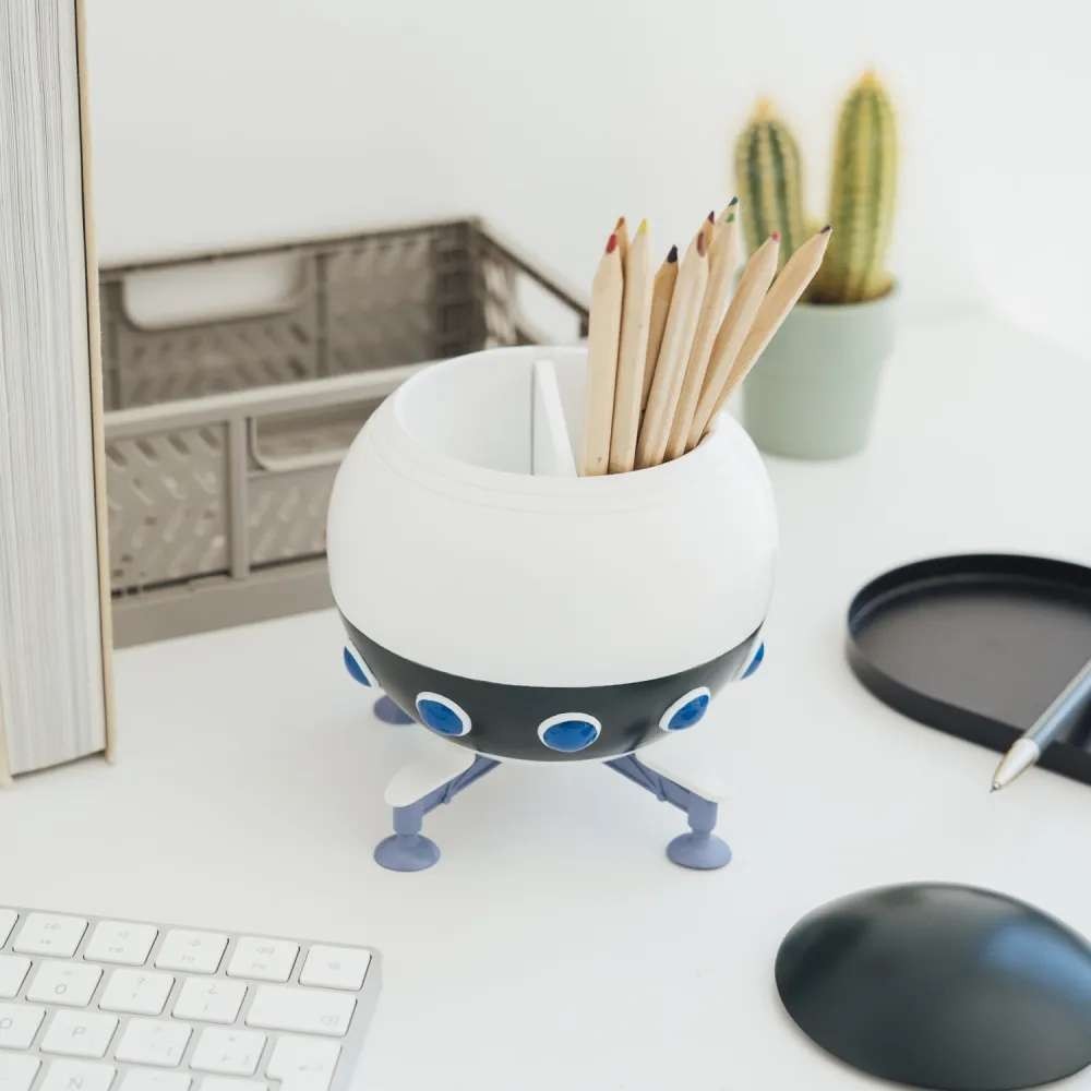 DRAGON BALL Z SPACECRAFT CAPSULE CORP. PEN HOLDER PORTAPENNE GRUPO ERIK