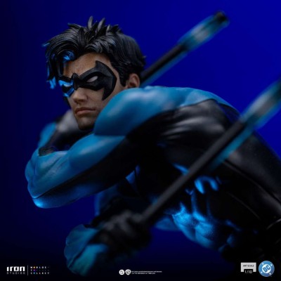 IRON STUDIOS DC COMICS NIGHTWING ART SCALE RESIN STATUE FIGURE