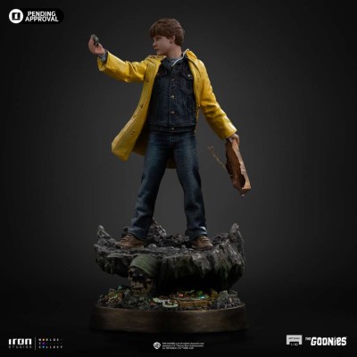 IRON STUDIOS THE GOONIES MIKEY WALSH ART SCALE 1/10 RESIN STATUE FIGURE