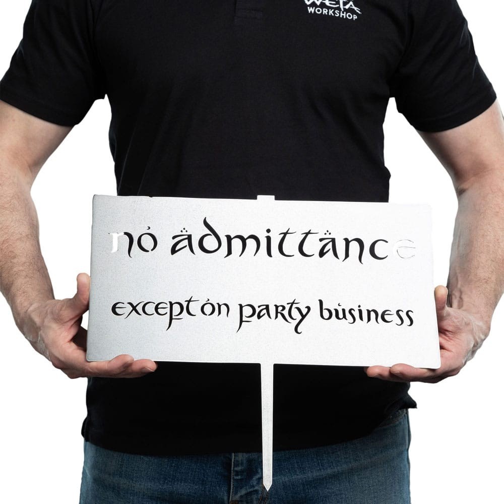 WETA THE LORD OF THE RINGS NO ADMITTANCE METALBIRD SIGN