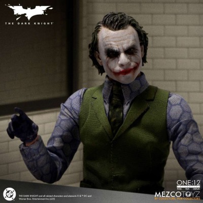 BATMAN THE DARK KNIGHT THE JOKER ONE:12 COLLECTIVE ACTION FIGURE MEZCO TOYS
