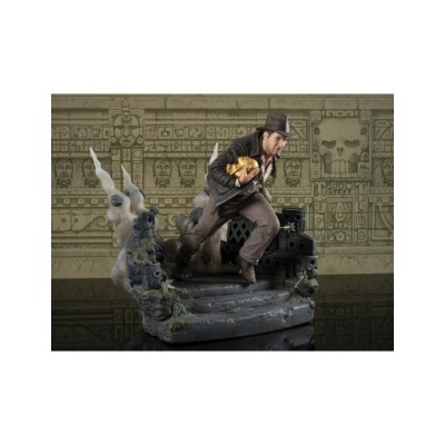 DIAMOND SELECT INDIANA JONES AND THE RAIDERS OF THE LOST ARK GALLERY STATUE FIGURE