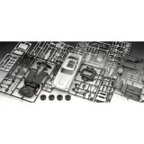 JAMES BOND 007 GOLDFINGER ASTON MARTIN DB5 1/24 MODEL KIT FIGURE REVELL