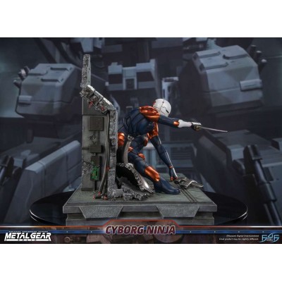METAL GEAR SOLID CYBORG NINJA GRAY FOX STATUA FIGURE FIRST4FIGURES