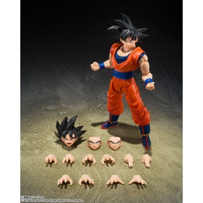 BANDAI DRAGON BALL Z SON GOKU KIND HEARTED SAIYAN VERSION S.H. FIGUARTS PVC ACTION FIGURE