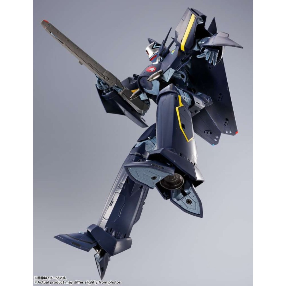 BANDAI DX CHOGOKIN MACROSS 7 VF-17S NIGHTMARE STEALTH VALKYRIE ACTION FIGURE