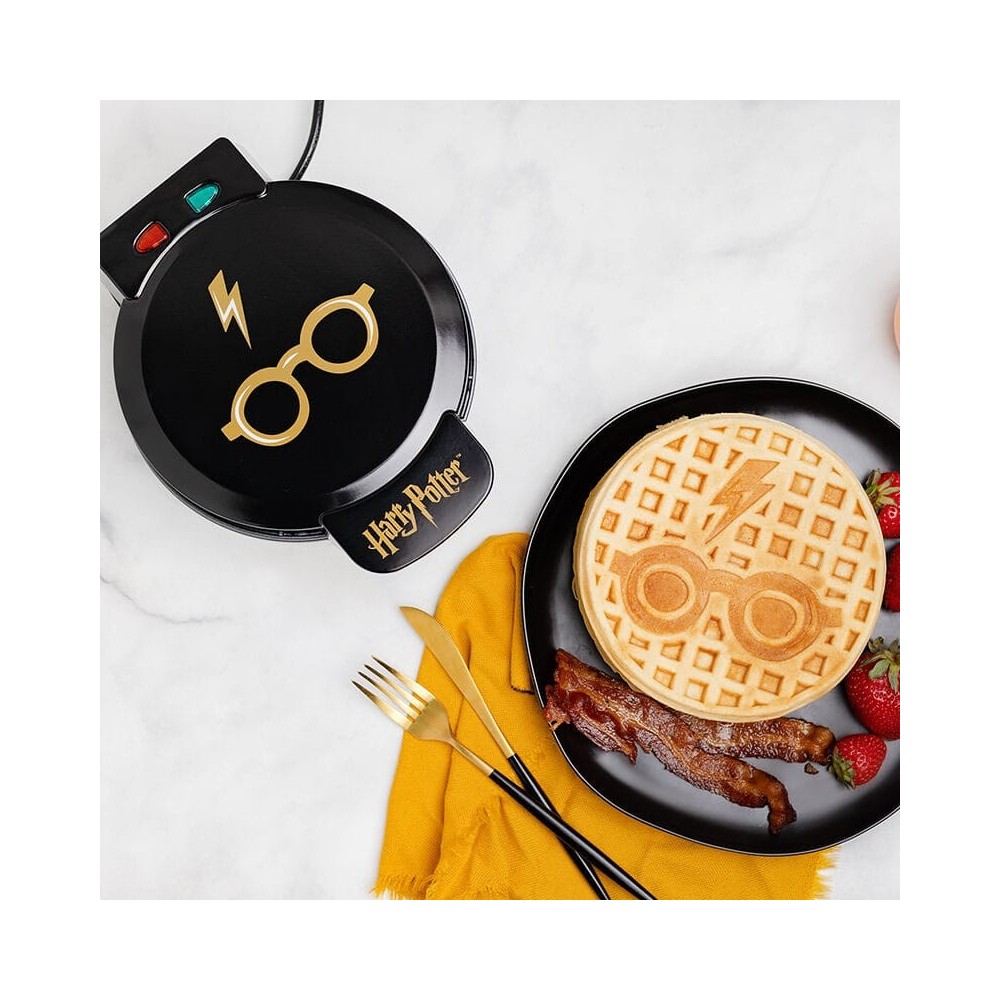 HARRY POTTER GLASSES AND LIGHTNING BOLT PIASTRA PER WAFFLE UNCANNY BRANDS