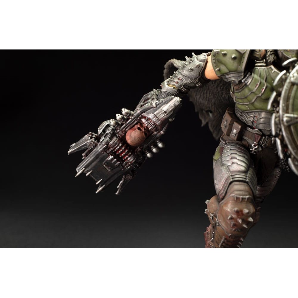 DARK HORSE DOOM THE DARK AGES DOOMSLAYER 25CM PVC STATUE FIGURE