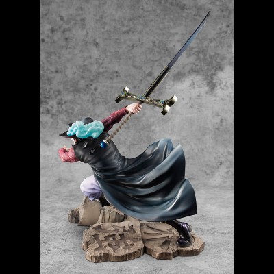 MEGAHOUSE ONE PIECE P.O.P. SERIES DRACULE MIHAWK HAWK EYE STATUE PVC FIGURE