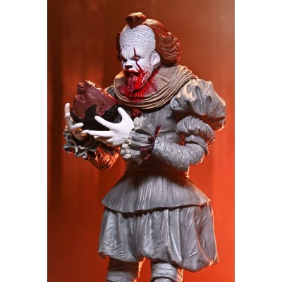 NECA IT WELCOME TO DERRY PENNYWISE PVC ACTION FIGURE