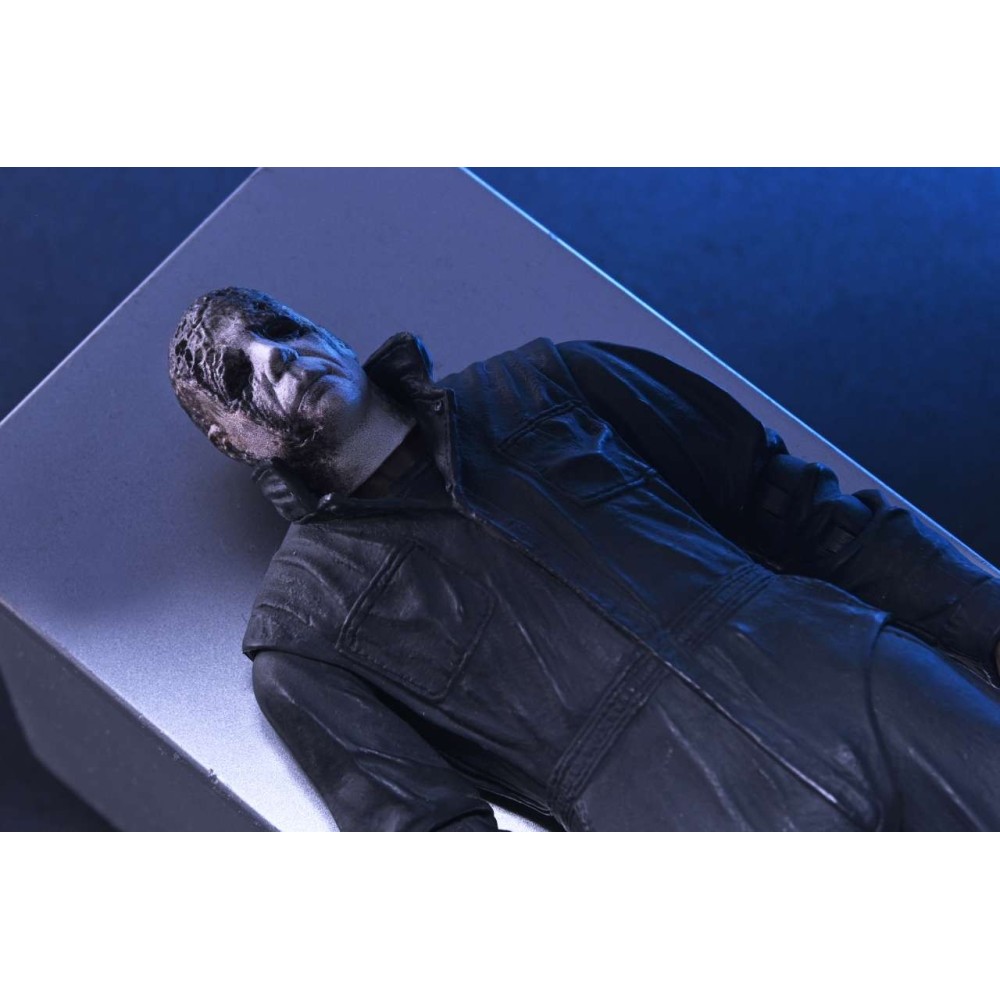 HALLOWEEN RESURRECTION MICHAEL MYERS ULTIMATE ACTION FIGURE NECA