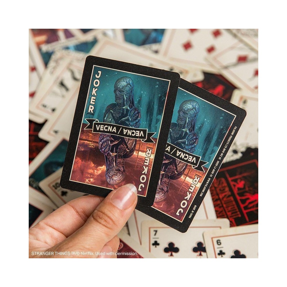 STRANGER THINGS TIN POKER PLAYING CARDS MAZZO CARTE DA GIOCO IN LATTA PALADONE PRODUCTS