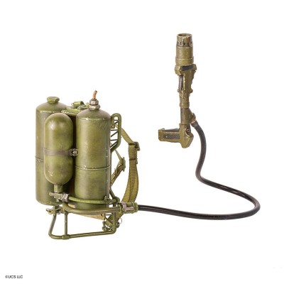 THE THING 1982 MACREADY 30CM ACTION FIGURE MONDO