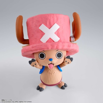 BANDAI ONE PIECE TONY TONY CHOPPER DRUM ISLAND VVERSION S.H. FIGUARTS SERIES ACTION FIGURE