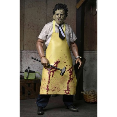 THE TEXAS CHAINSAW MASSACRE LEATHERFACE CLOTHED ACTION FIGURE NECA