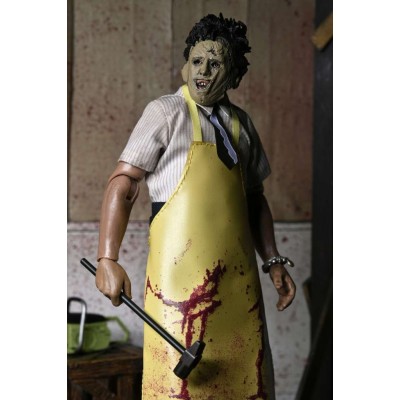 THE TEXAS CHAINSAW MASSACRE LEATHERFACE CLOTHED ACTION FIGURE NECA