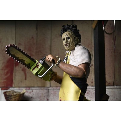 NECA THE TEXAS CHAINSAW MASSACRE LEATHERFACE CLOTHED VERSION ACTION FIGURE