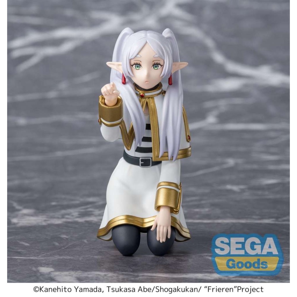 FRIEREN POKING SOMETHING PM PERCHING FIGURE STATUA SEGA GOODS