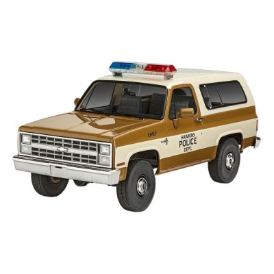 STRANGER THINGS CHEVROLET K5 BLAZER 1/25 MODEL KIT FIGURE REVELL