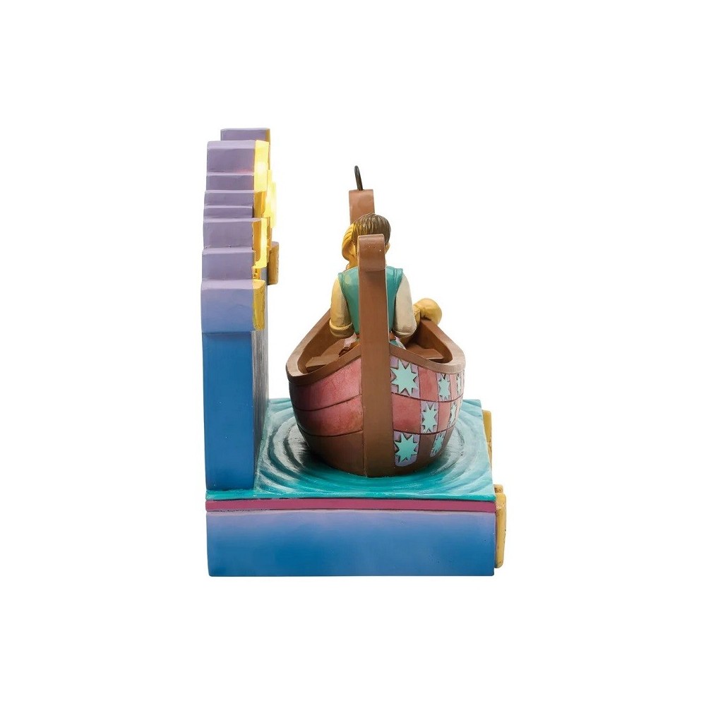 RAPUNZEL E FLYNN SULLA BARCA STATUA FIGURE CON LUCI ENESCO